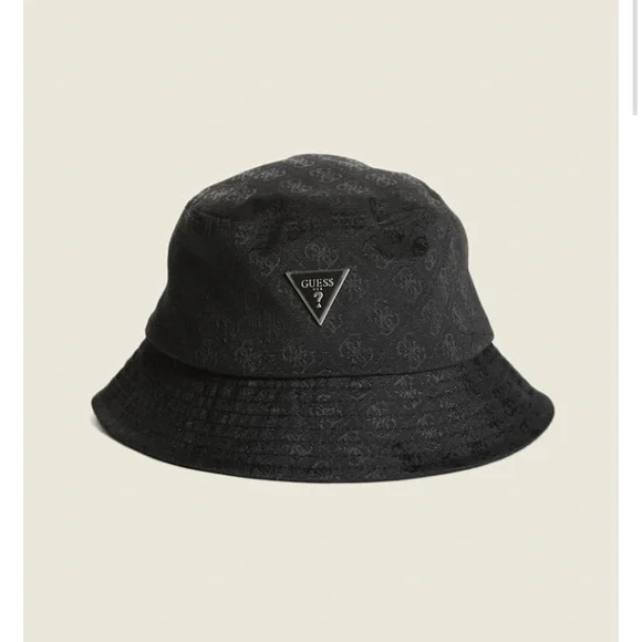 ★★Guess★★ GUESS LOGO BUCKET HAT NO1AE211 Guess | Accessories | New Guess Vezzola Logo Bucket Hat